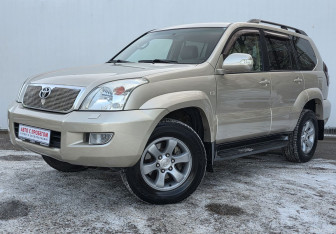 Подержанный автомобиль Toyota Land Cruiser Prado 2006 года (1 фото)