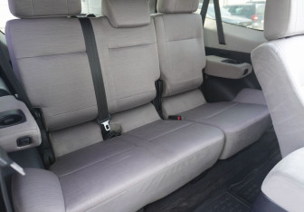 Подержанный автомобиль Mitsubishi Pajero 2009 года (10 фото)