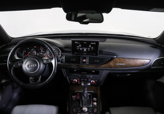 Подержанный автомобиль Audi A6 allroad 2012 года (14 фото)