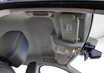 Подержанный автомобиль Jaguar F-Pace 2020 года (22 фото)