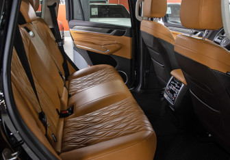 Подержанный автомобиль Tank 500 2023 года (12 фото)