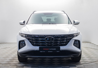 Подержанный автомобиль Hyundai Tucson 2024 года (8 фото)