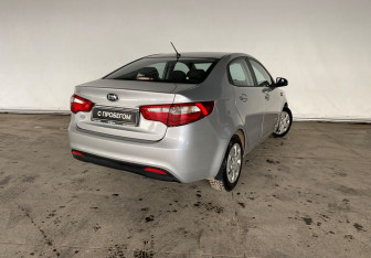 Подержанный автомобиль Kia Rio Sedan 2013 года (4 фото)