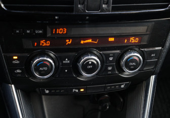 Подержанный автомобиль Mazda CX-5 2014 года (15 фото)