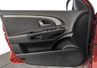 Подержанный автомобиль Kia Ceed Hatchback 2011 года (19 фото)