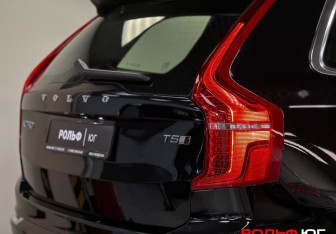 Подержанный автомобиль Volvo XC90 2018 года (27 фото)