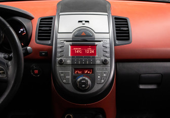 Подержанный автомобиль Kia Soul 2011 года (15 фото)