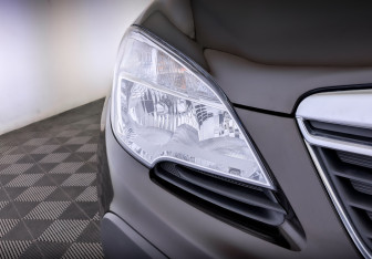 Подержанный автомобиль Opel Mokka 2014 года (17 фото)