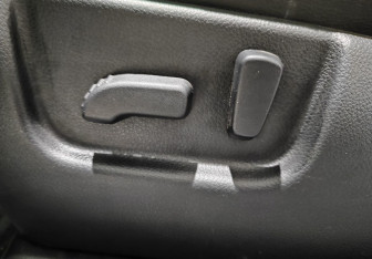 Подержанный автомобиль Nissan X-Trail 2008 года (14 фото)