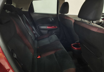 Подержанный автомобиль Nissan Juke 2011 года (13 фото)