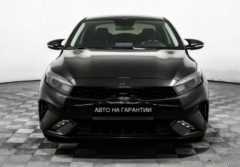 Подержанный автомобиль Kia Cerato Sedan 2022 года (2 фото)