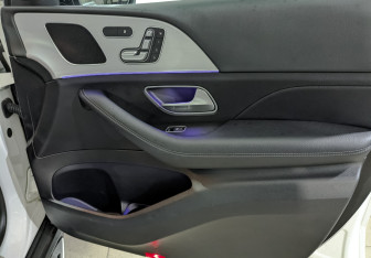 Подержанный автомобиль Mercedes-Benz GLE 2020 года (25 фото)