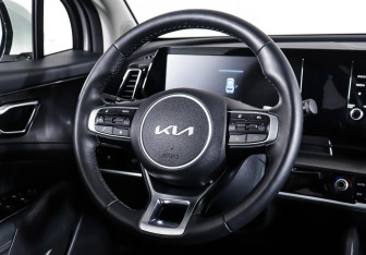 Подержанный автомобиль Kia Sportage 2022 года (14 фото)