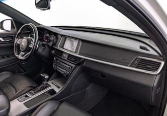 Подержанный автомобиль Kia Optima Sedan 2018 года (13 фото)