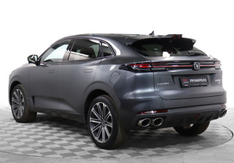 Подержанный автомобиль Changan UNI-K 2023 года (7 фото)