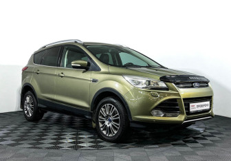 Подержанный автомобиль Ford Kuga 2013 года (3 фото)