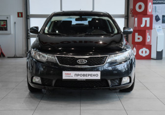Подержанный автомобиль Kia Cerato Sedan 2010 года (2 фото)