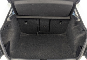 Подержанный автомобиль Skoda Rapid Liftback 2019 года (10 фото)