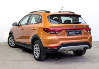 Подержанный автомобиль Kia Rio Hatchback 2019 года (7 фото)