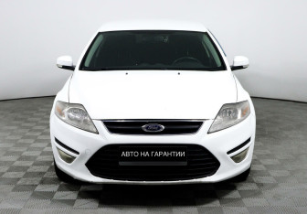 Подержанный автомобиль Ford Mondeo Sedan 2012 года (2 фото)