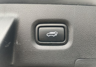 Подержанный автомобиль Hyundai Santa Fe 2021 года (19 фото)