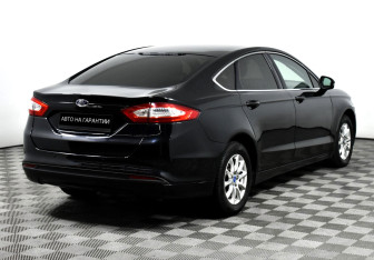 Подержанный автомобиль Ford Mondeo Sedan 2015 года (5 фото)