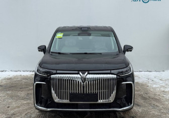 Новый Voyah Dream 2025 (2 фото)