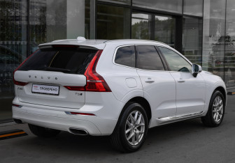 Подержанный автомобиль Volvo XC60 2021 года (5 фото)