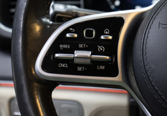 Подержанный автомобиль Mercedes-Benz GLE 2020 года (19 фото)