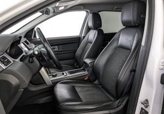 Подержанный автомобиль Land Rover Discovery Sport 2019 года (20 фото)