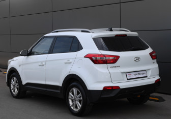 Подержанный автомобиль Hyundai Creta 2016 года (7 фото)