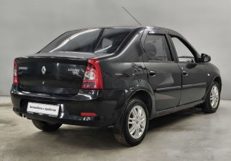 Подержанный автомобиль Renault Logan Sedan 2010 года (5 фото)