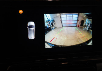 Подержанный автомобиль GAC GS8 2023 года (15 фото)