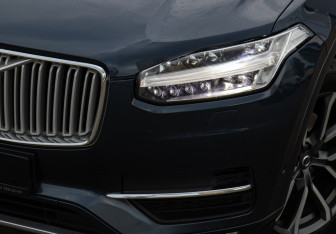 Подержанный автомобиль Volvo XC90 2018 года (22 фото)