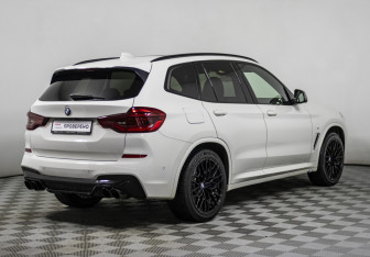 Подержанный автомобиль BMW X3 2019 года (6 фото)