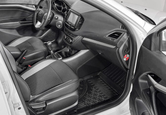 Подержанный автомобиль LADA (ВАЗ) Vesta Wagon 2020 года (10 фото)