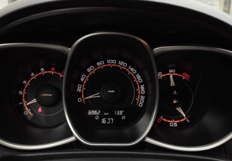 Подержанный автомобиль LADA (ВАЗ) Vesta Sedan 2018 года (13 фото)