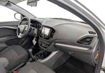 Подержанный автомобиль LADA (ВАЗ) Vesta Sedan 2019 года (11 фото)