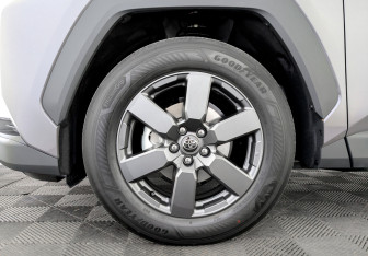 Новый Toyota RAV4 2026 (7 фото)