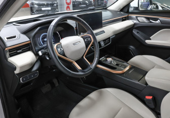 Подержанный автомобиль Haval Jolion 2022 года (16 фото)