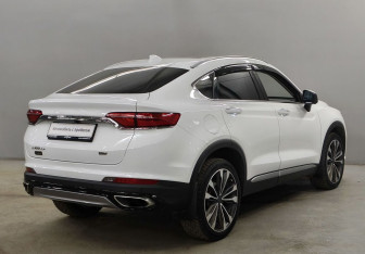 Подержанный автомобиль Geely Tugella 2021 года (5 фото)