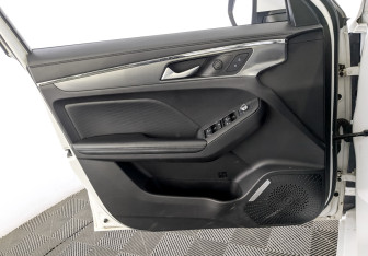 Подержанный автомобиль Haval Jolion 2022 года (19 фото)