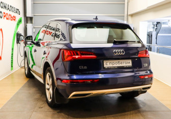 Подержанный автомобиль Audi Q5 2017 года (6 фото)