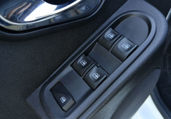 Подержанный автомобиль Nissan Terrano 2019 года (18 фото)