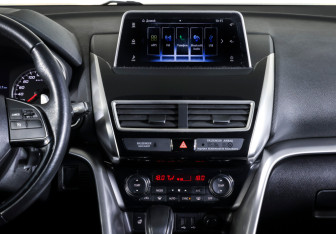 Подержанный автомобиль Mitsubishi Eclipse Cross 2019 года (14 фото)