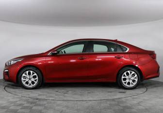 Подержанный автомобиль Kia Cerato Sedan 2020 года (8 фото)