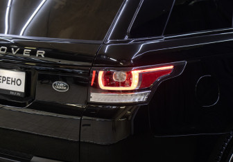 Подержанный автомобиль Land Rover Range Rover Sport 2016 года (24 фото)