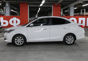 Подержанный автомобиль Changan Alsvin 2023 года (8 фото)