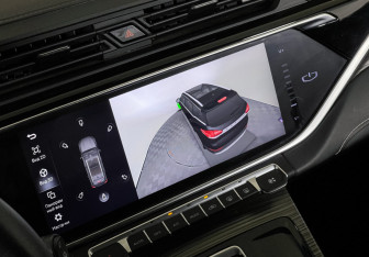 Подержанный автомобиль Geely Atlas Pro 2022 года (16 фото)