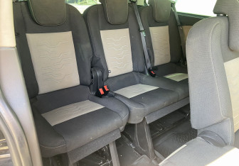 Подержанный автомобиль Ford Tourneo Custom 2014 года (12 фото)